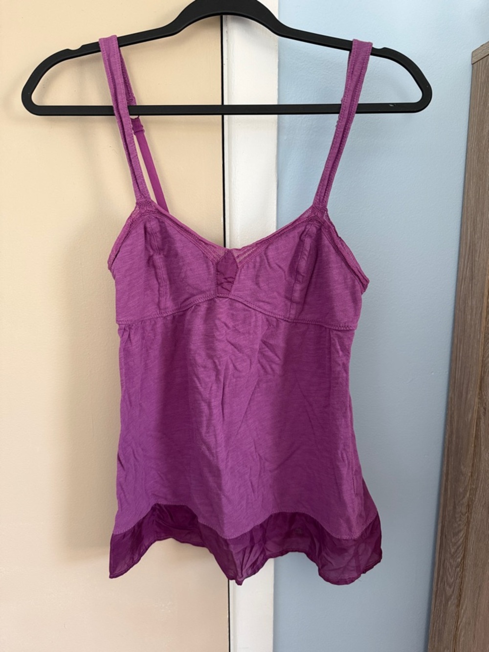 American Eagle Outfitters Magenta Spaghetti Strap Camisole